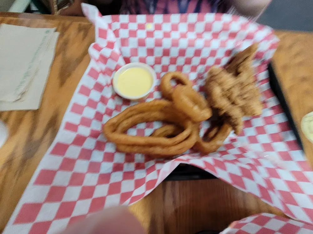 Kid's Chicken Finger & Onion Rings